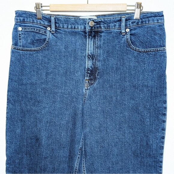 Everlane The Way-High Jean in Vintage Indigo - Picture 6 of 14